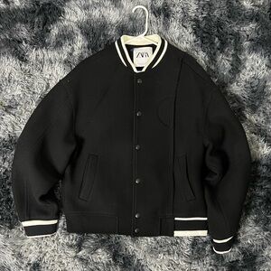 Zara Wool Bomber (black/white) Size M/L (new no tags)